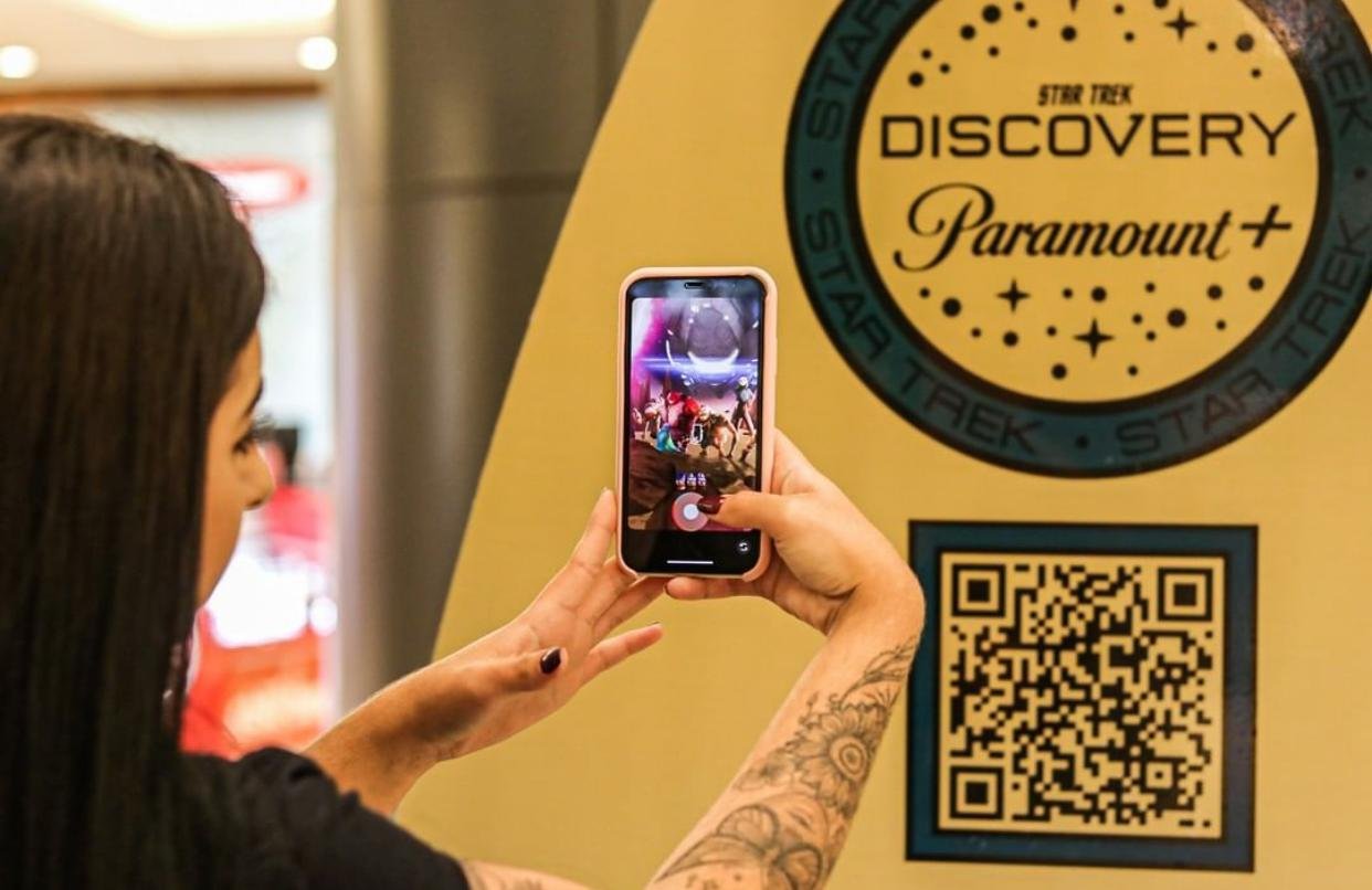 Público interagindo com ativação Star Trek